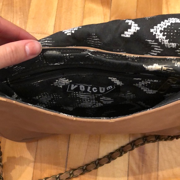 A small purse - Picture 5 of 6